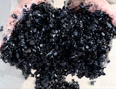 和静沥青冷补料（沥青砂）的优势特点与施工流程解析